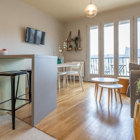 Tours Centre - Proche Gare - Parking Velo - Balcon - Arrivee Autonome Apartment Exterior photo