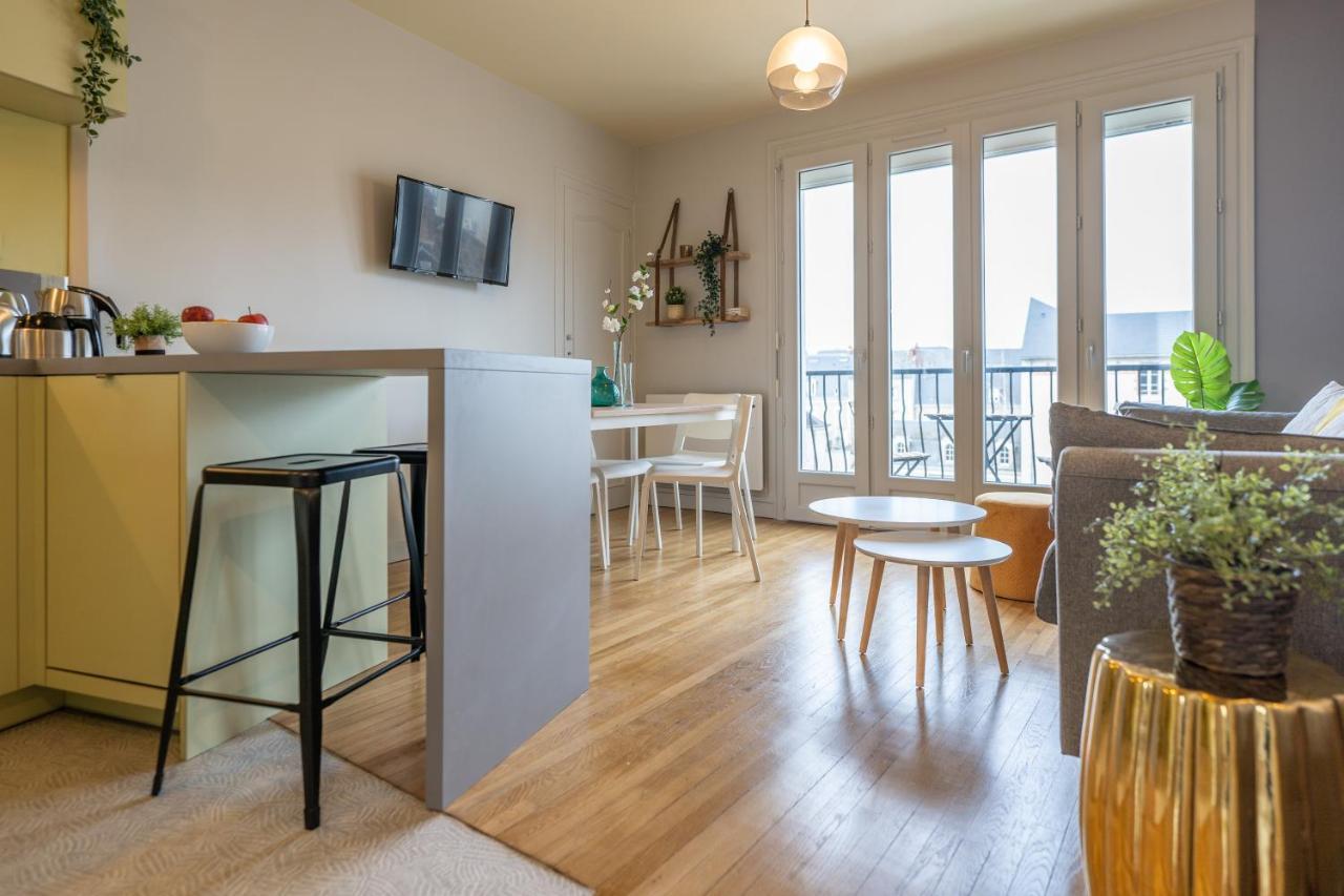 Tours Centre - Proche Gare - Parking Velo - Balcon - Arrivee Autonome Apartment Exterior photo